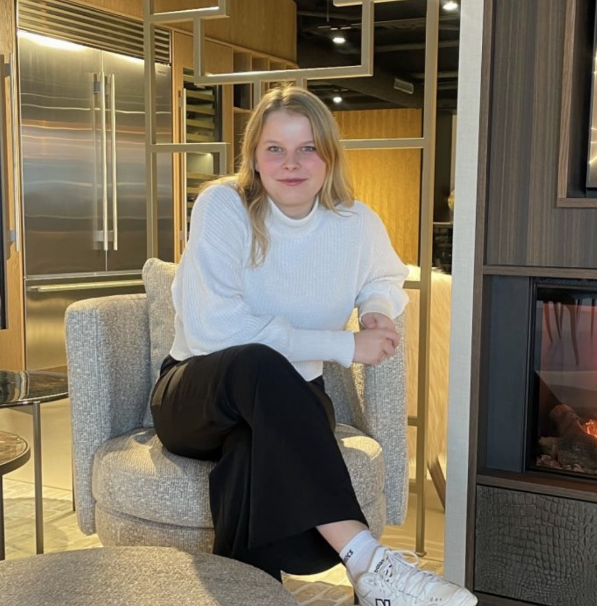 Tessa van Loenen in haar ontwerpstudio